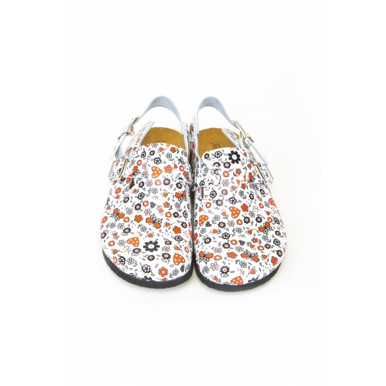 Mantar Taban Arkadan Bantlı Beyaz Çiçek Desenli Ortopedik Sabo Terlik